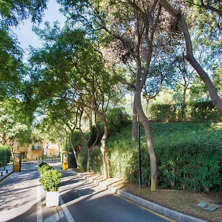 Rio Real Playa Beachfront, Apartment Marbella